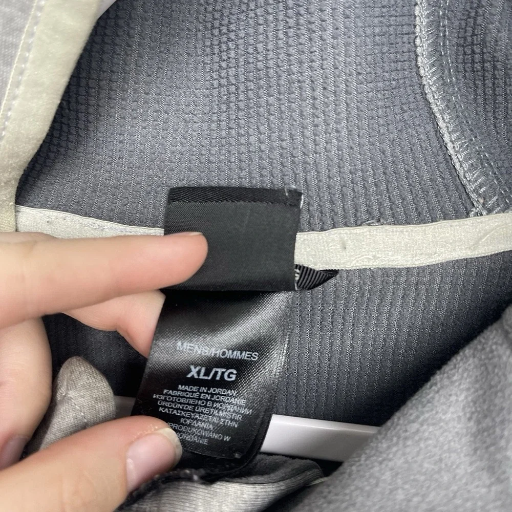 The North Face shop confidence